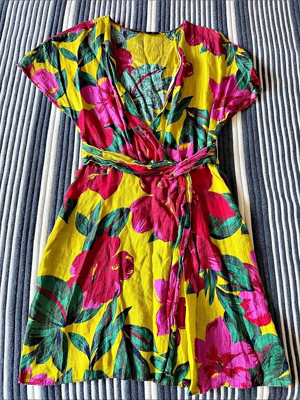 Zara Basic Floral Mini Dress in Yellow & Pink Size XS